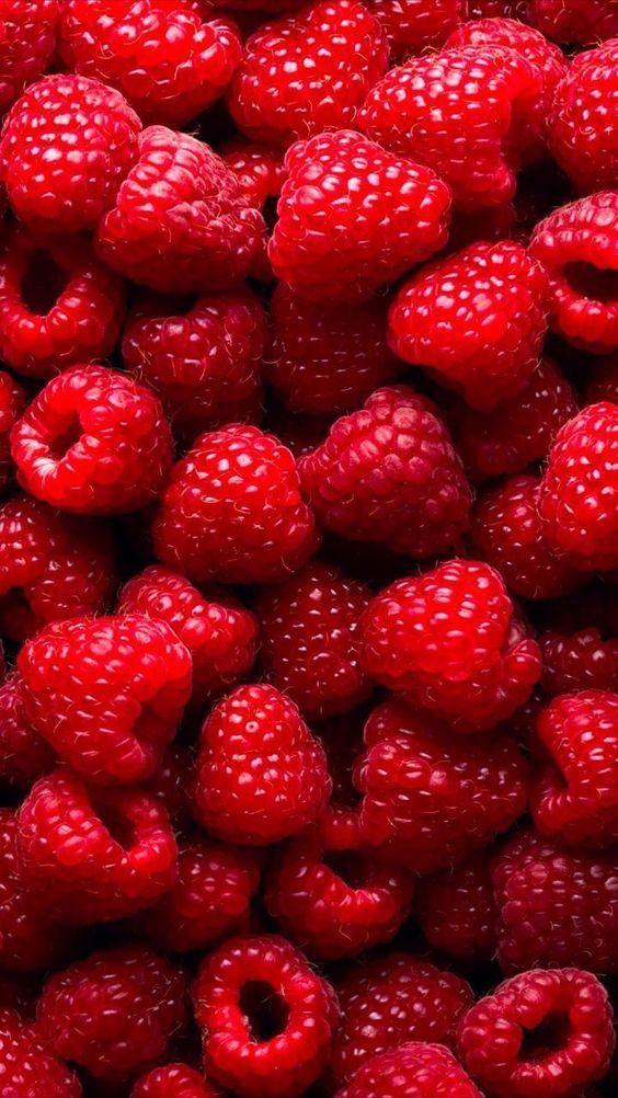 Sunrise Berry Blend: Nature's Sweet Ensemble